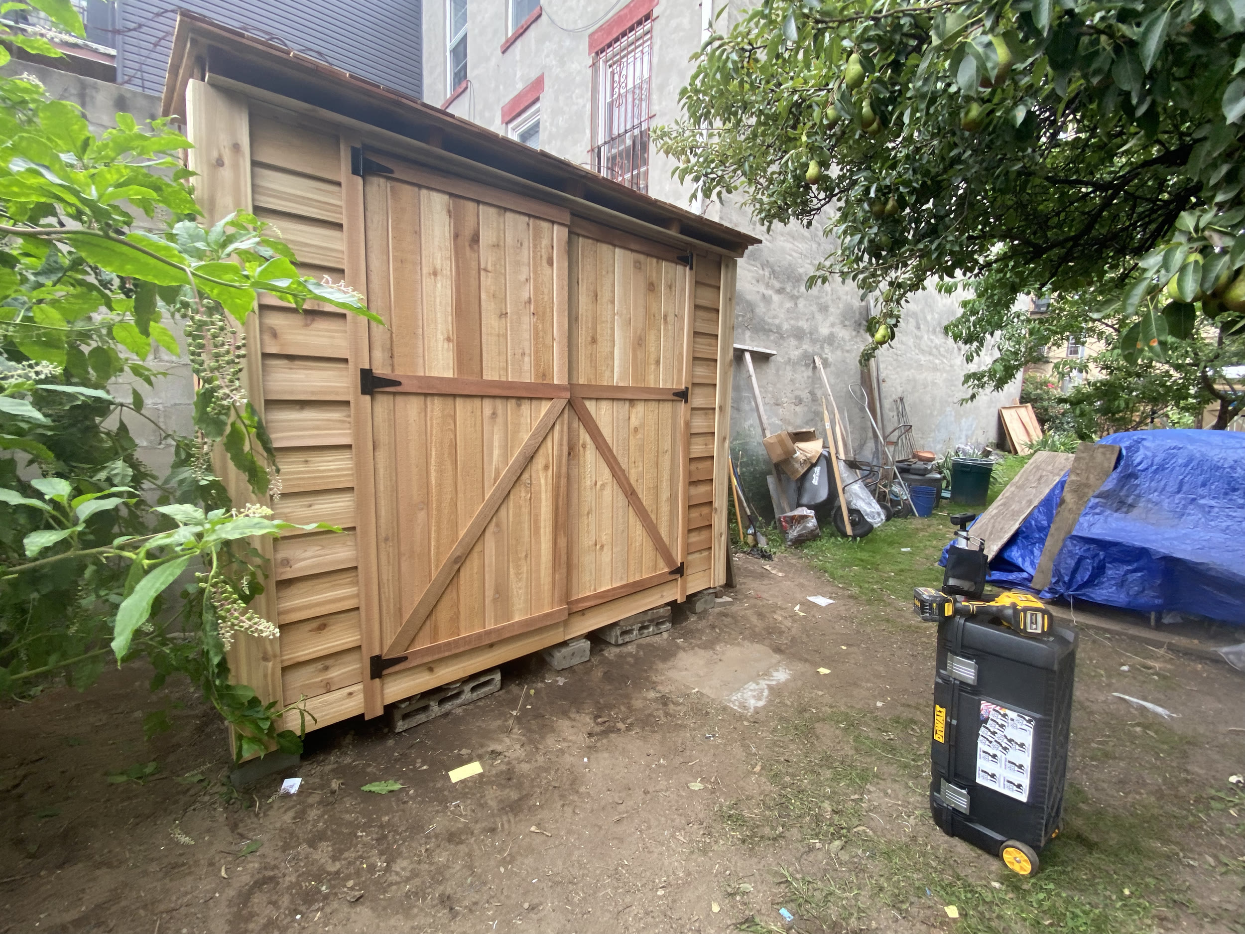 Backyard shed and deck installation in Bed Stuy, Brooklyn by Jose Does It.